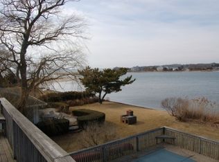 131 Little Neck Rd, Southampton, NY 11968