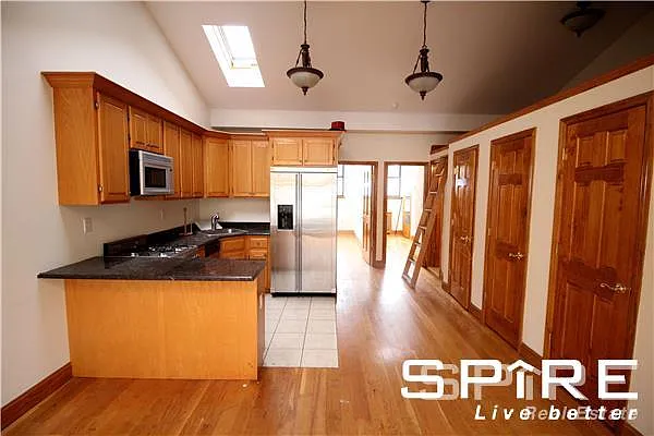 Rented by Spire Group | media 8