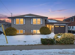 11 Glenmurray Ct, Hamilton, ON L8K 5Y3