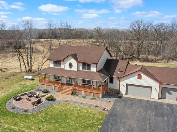 32126 Hornsby St NE, North Branch, MN 55056