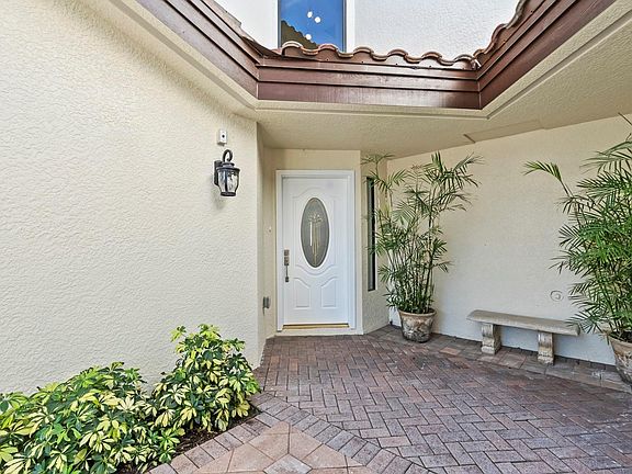 3rd image of 1311 Chesapeake Ave #4-A