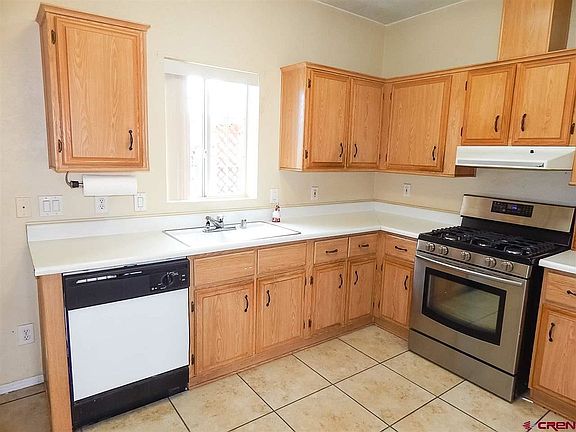 5th image of 104 Meadowbrook Dr