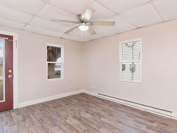 3rd image of 869 Gay St