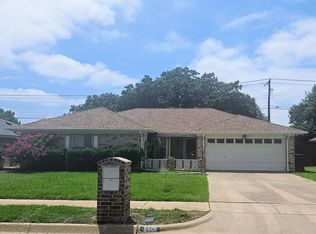 2529 Westpark Way Cir, Euless, TX 76040