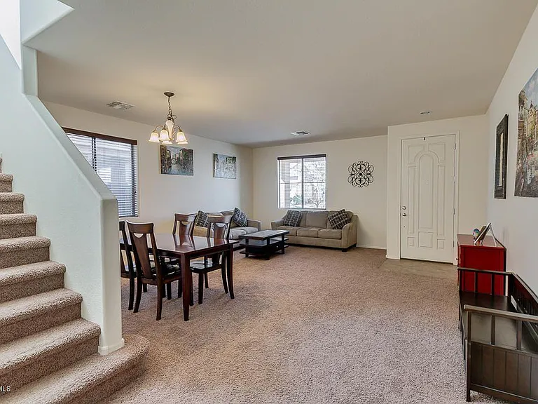 2099 S Martingale Rd — Photo 7