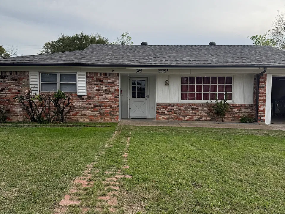 325 Afton Rd