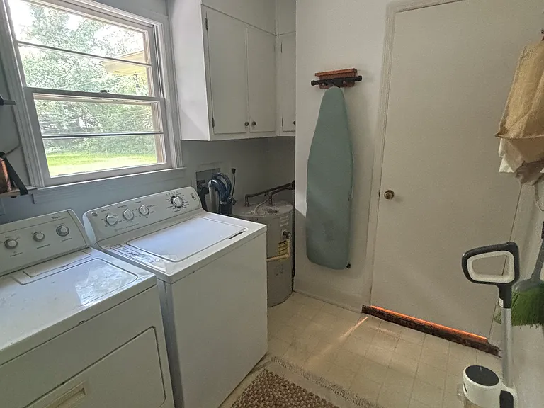 3836 Conrad Dr — Photo 12
