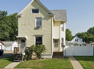 417 19th Ave, Moline, IL 61265