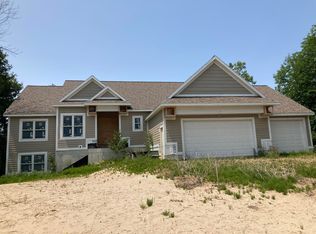 17887 168th Ave, Spring Lake, MI 49456