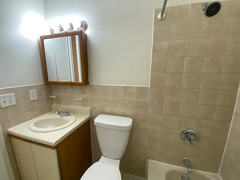 Park View Hills Condominiums — Photo 36