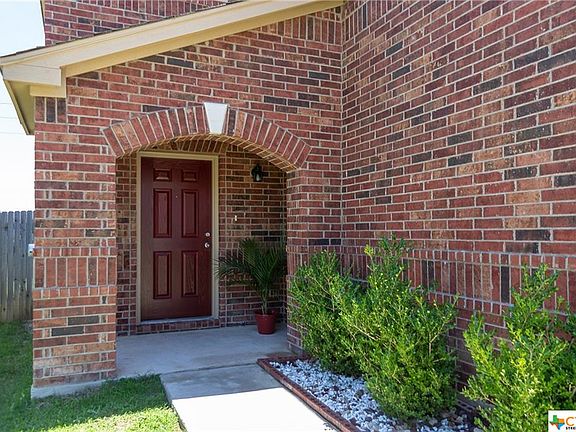 2nd image of 1111 Sagebrush Dr