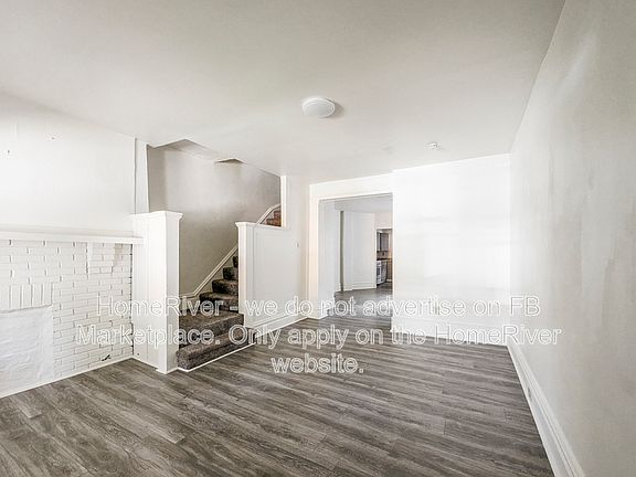 4th image of 1517 1/2 Davis Ave
