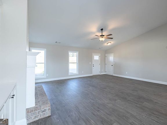 5th image of 1247 Anderson Thomas Rd #9