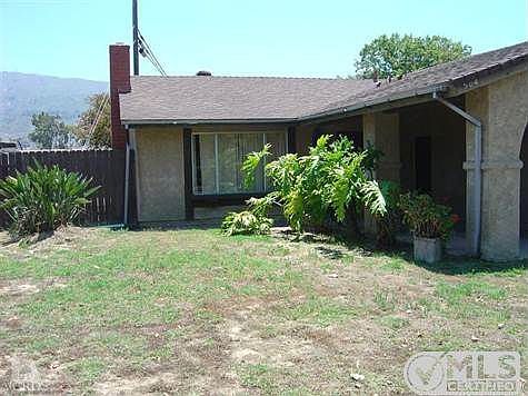 3rd image of 504 Santa Anna St