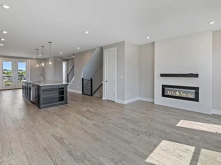 7234 Otley Dr — Photo 12