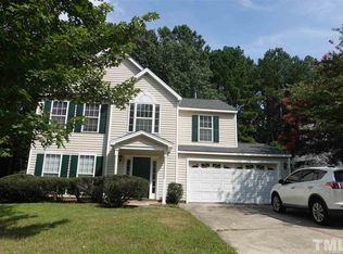 9512 Erinsbrook Dr, Raleigh, NC 27617