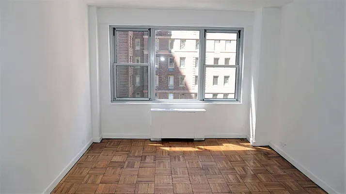 Sold by Aida Real Estate Sales | media 6