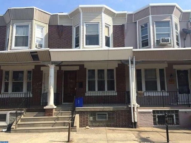 1st image of 725 W Annsbury St