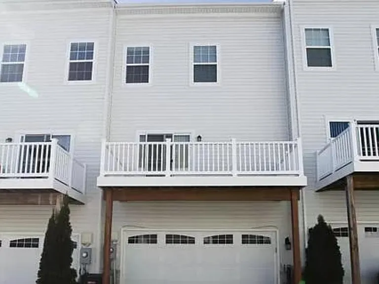 22688 Parkland Farms Ter — Photo 2