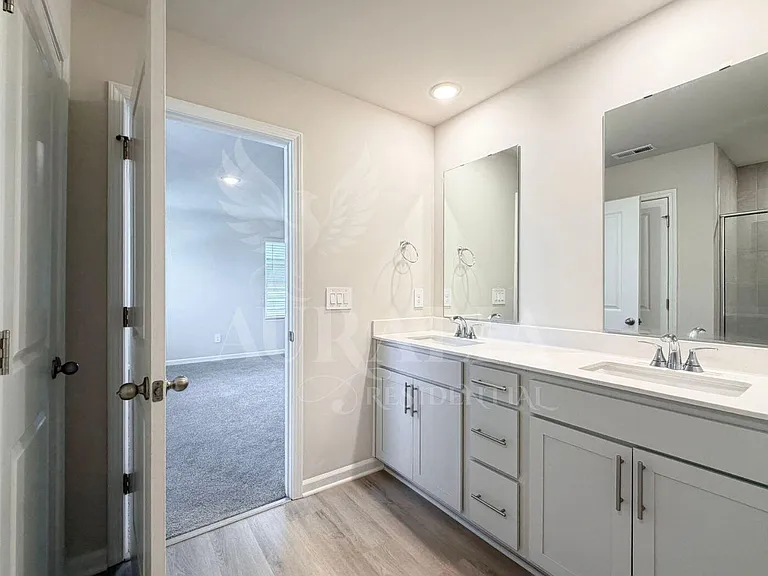 645 Red River Dr — Photo 38