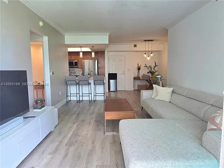 2000 N Bayshore Dr #CU-507 — Photo 6