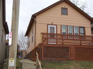 2071 S 5th Pl, Milwaukee, WI 53204