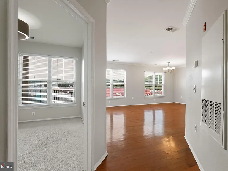 11800 Old Georgetown Rd #1305 — Photo 3