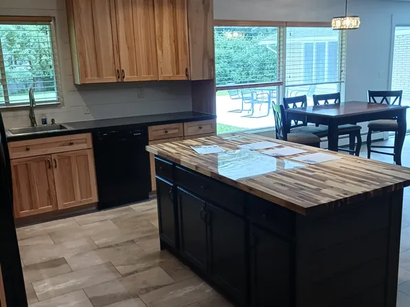 3404 Win Kae Pl, Bay City, MI 48706