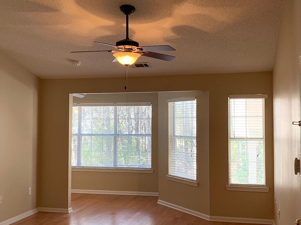 1st image of 188 Midland Pkwy APT 122