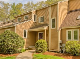15 Pilgrim Dr #B, Westford, MA 01886