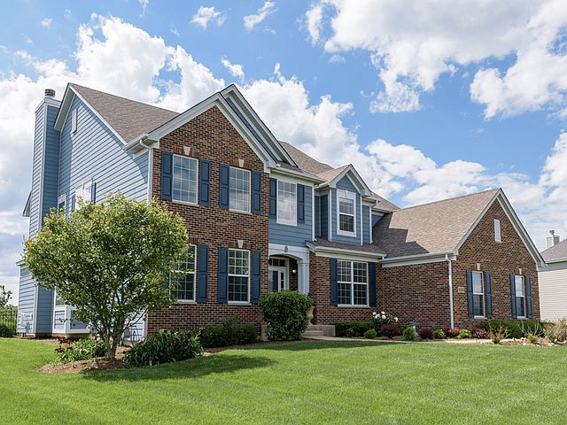 1st image of 4585 Foxgrove Dr