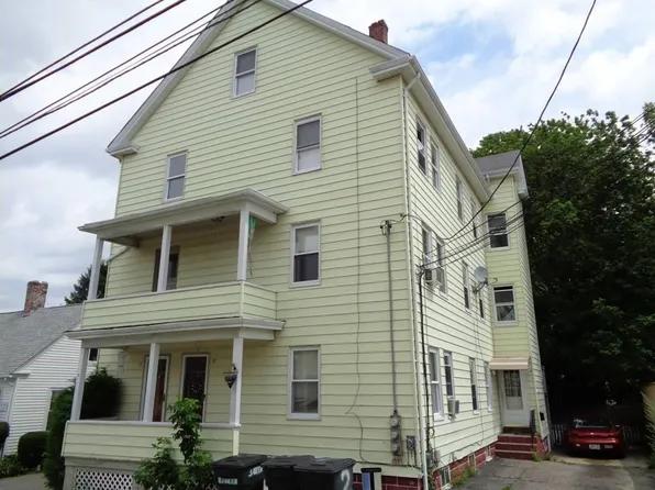 9-11 Barney St, Warren, RI 02885