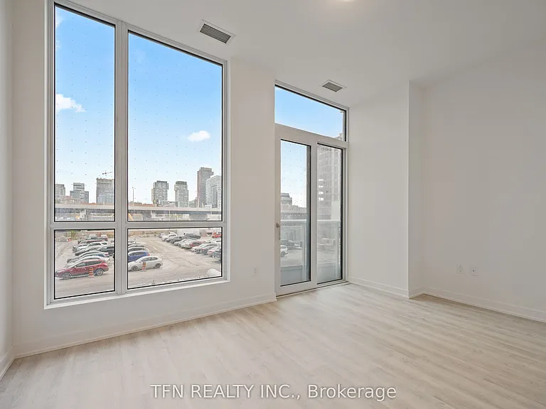 15 Richardson St #217 — Photo 4