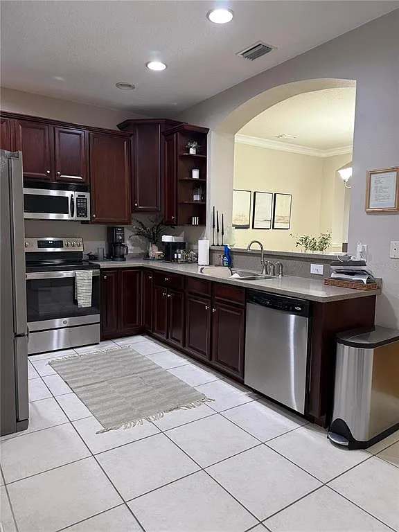 3 bed, 2.5 bath, 1820 sqft, $2,700 — Photo 4