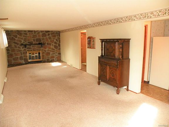 4th image of 430 Homecrest Dr