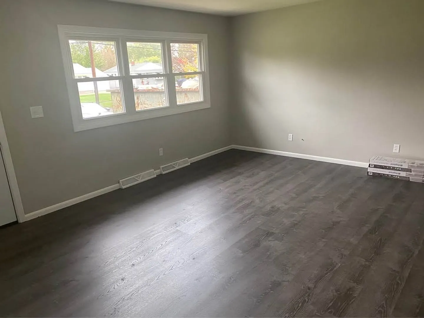 House for RENT in NILES! — Photo 3