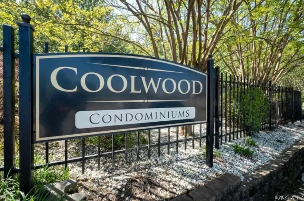 1 Coolwood Drive, Unit 5 — Photo 1