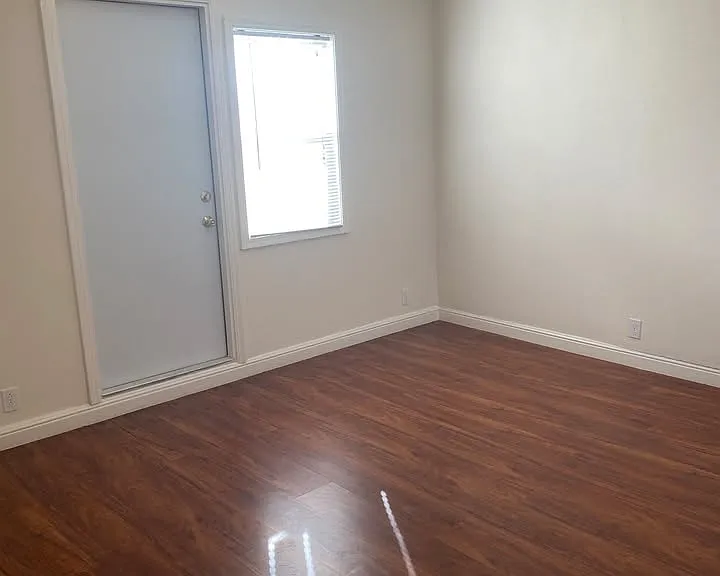172 Ramsell St #2 — Photo 3