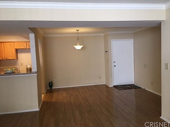 3rd image of 5325 Newcastle Ave Unit 240