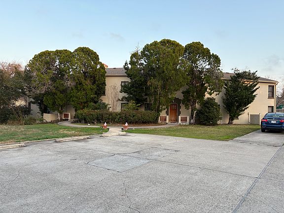 2nd image of 125 Chandler Ln #5