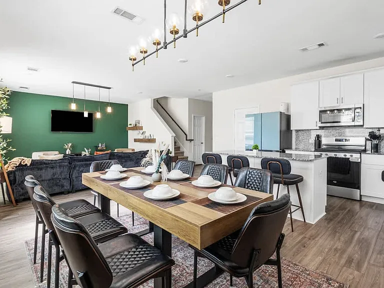 Hobby Wind Ridge Dr — Photo 4