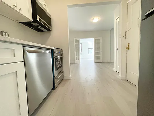 Rented by Douglas Elliman | media 4