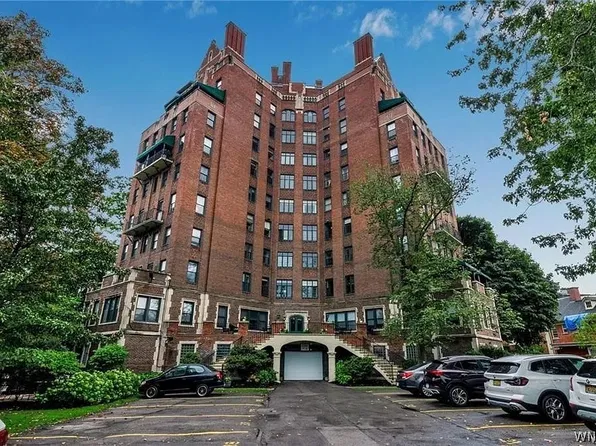 800 W Ferry St APT 2CC, Buffalo, NY 14222