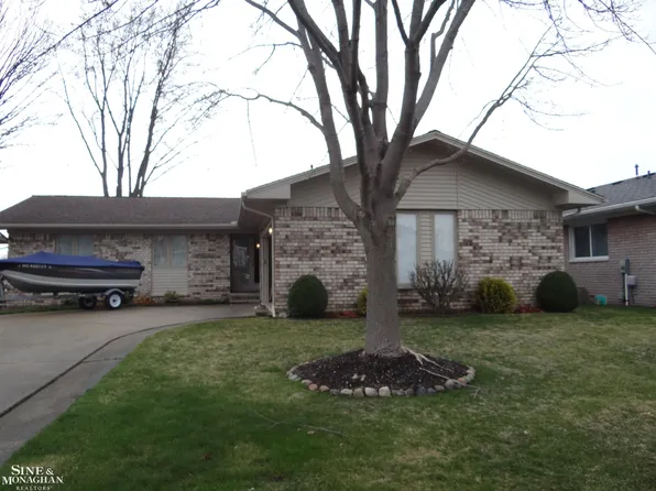 7276 Aqua Isle, Algonac, MI 48001