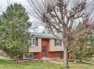 145 Glenhurst Dr, Verona, PA 15147