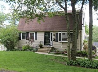 8 Allston St, Amesbury, MA 01913