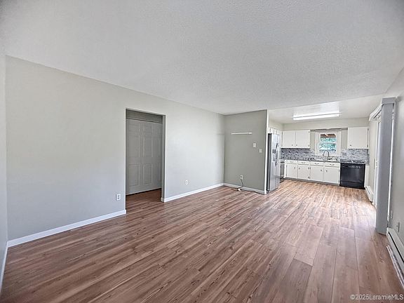 3rd image of 174 N Colorado Ave
