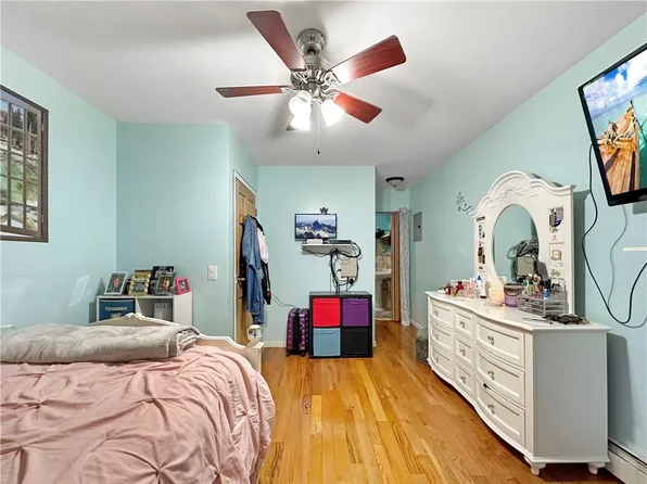 463 Beach 68th Street image 12 of 29