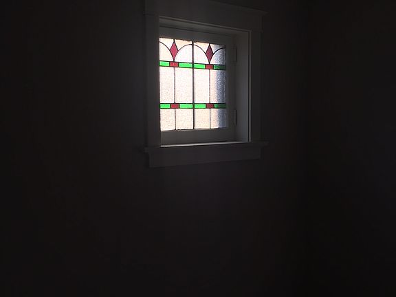 2nd image of 5908 Livingston Dr APT 1S
