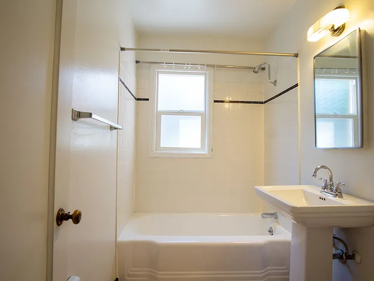 1818 NE 17th Ave #6 — Photo 14